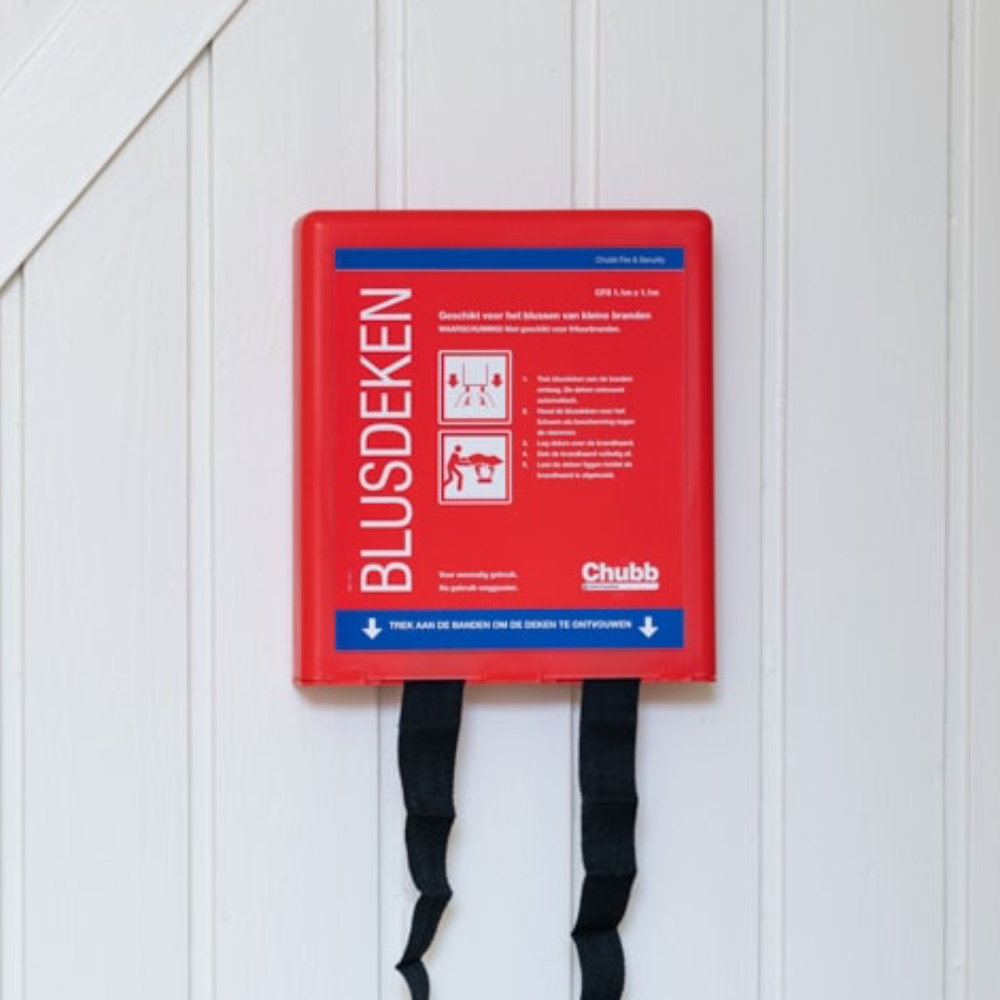 Blusdeken 120 x 180cm Chubb gemonteerd Blusdeken 120 x 180cm Chubb gemonteerd