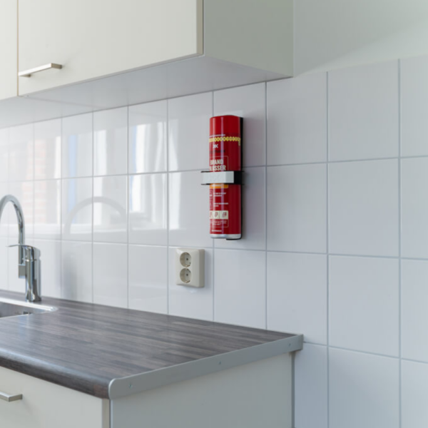 Prymaxx Schuimblusspray AFFF universeel 760ml opgehangen bij klanten Prymaxx Schuimblusspray AFFF universeel 760ml opgehangen bij klanten